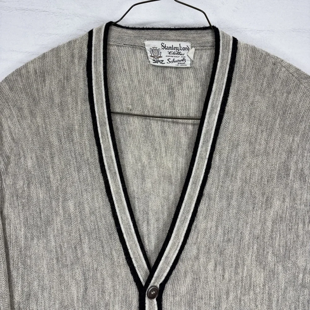 True Vintage V Neck Cardigan Sweater Men's 42 Large Gray 1960s USA Grandpa Core